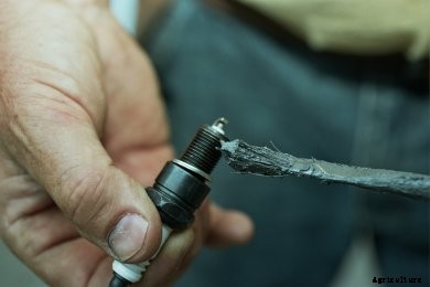 spark-plug-anti-seize-compound